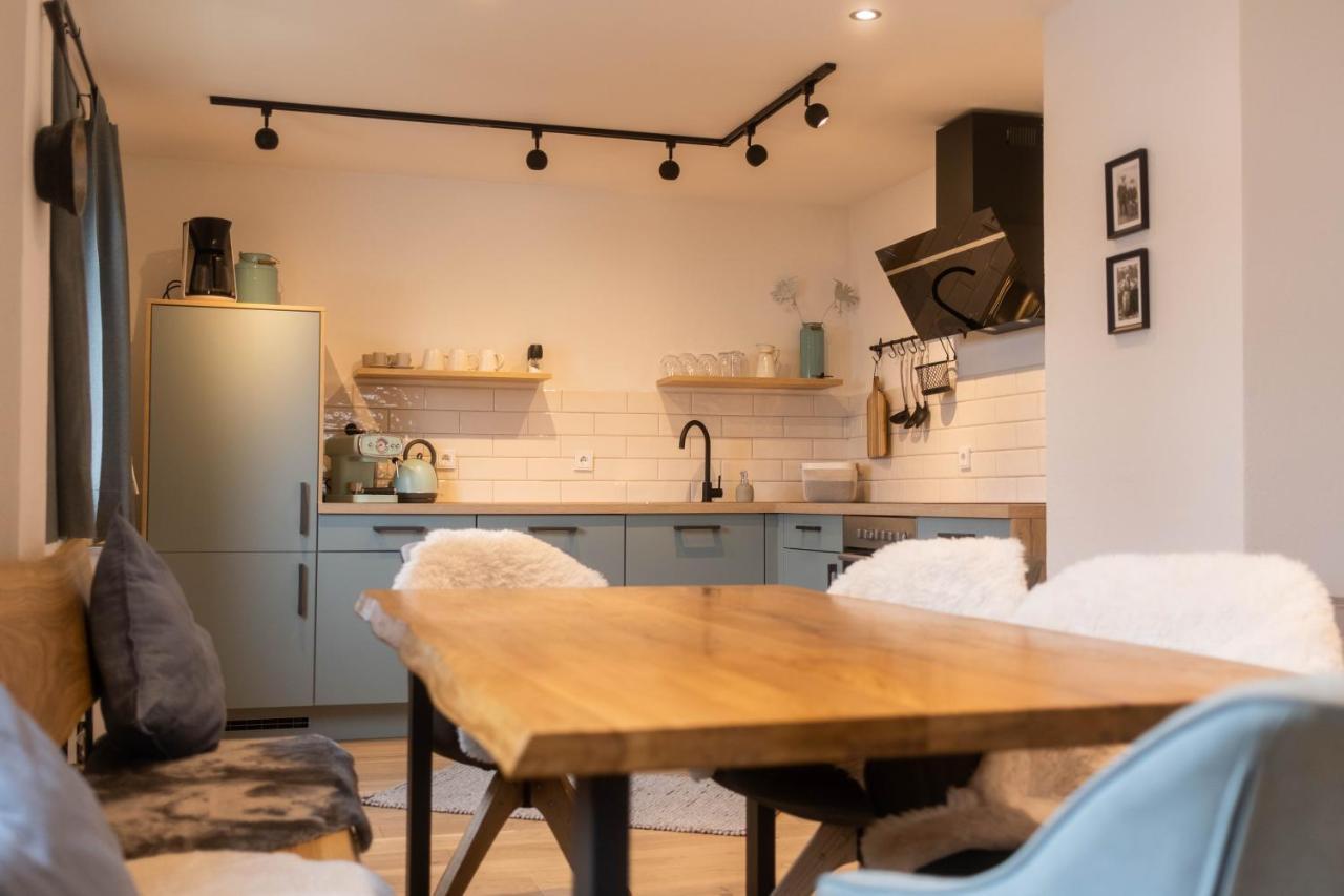 S'Manggei Gosau Apartment Ngoại thất bức ảnh