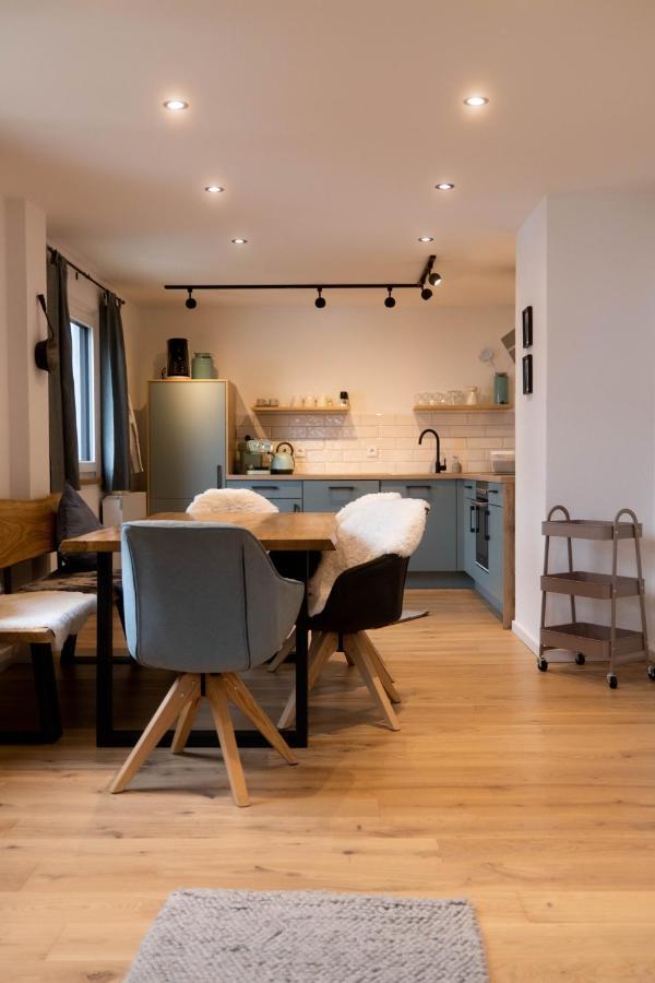 S'Manggei Gosau Apartment Ngoại thất bức ảnh